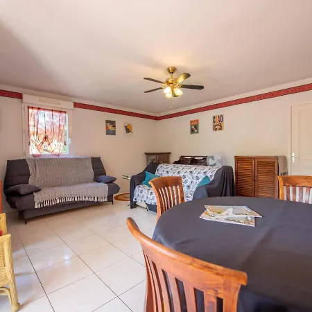 Le Cap Sud By Interhome Lejlighed Cavalaire-sur-Mer